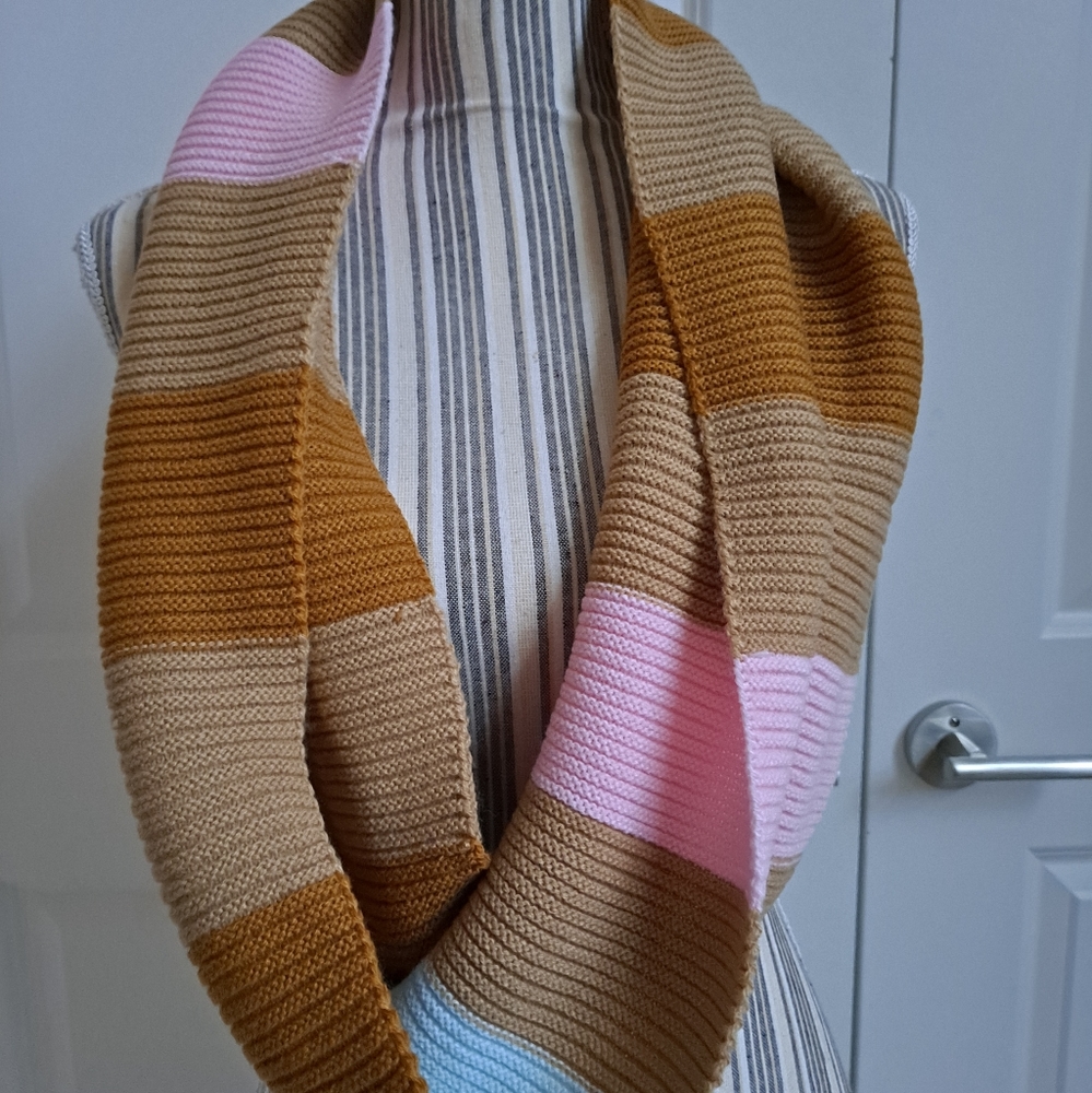 Cocus Pocus Colorblock Infinity Scarf